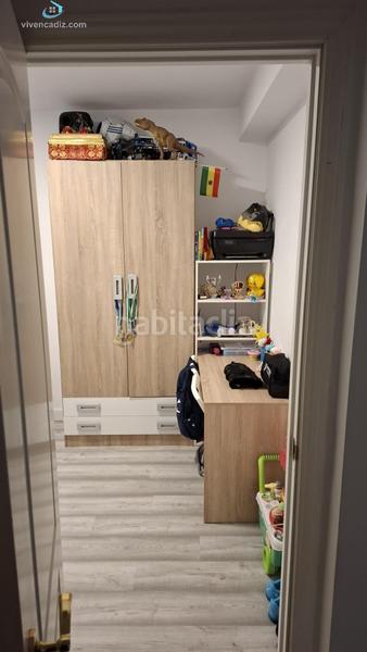 Foto c6f8db8a-648b-4b8b-b767-cb0857a569e3. Ground floor in Paseo Marítimo - San José - La Laguna Cádiz