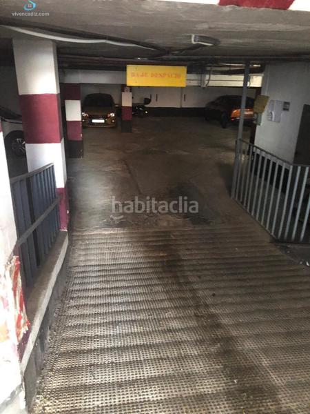Foto 07f42a83-4b85-40d4-9d3c-d39e6586655f. Posto auto in Paseo Marítimo - San José - La Laguna Cádiz