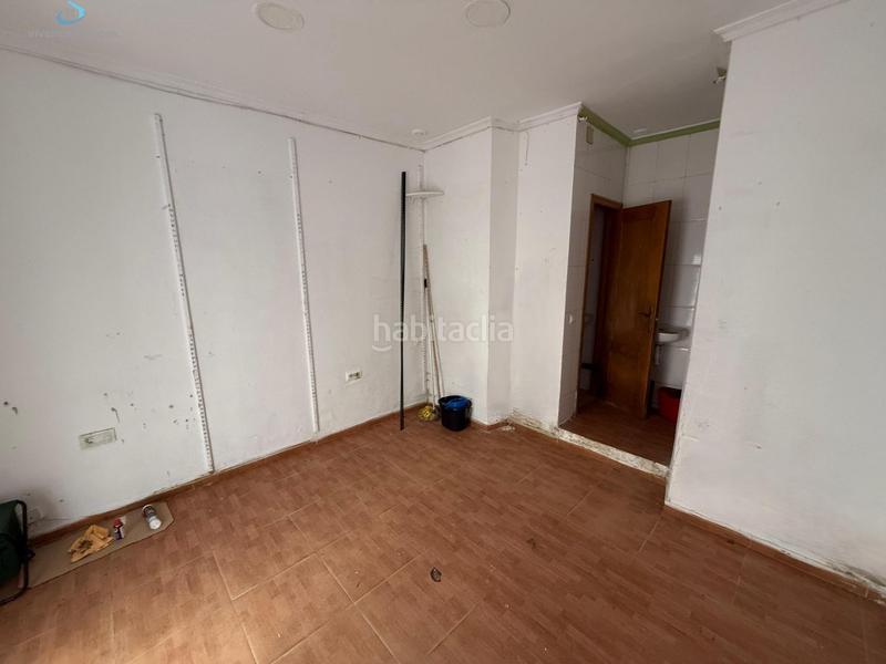 Foto c67712d2-0c8a-45d5-aad3-842d3a773a72. Local comercial  en venta o alquiler en pleno centro en Cádiz