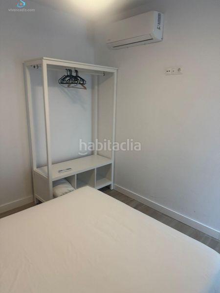 Foto 7f2d5d06-4387-4e5b-a1f1-818b1d1577de. Pis a Centro Histórico Cádiz