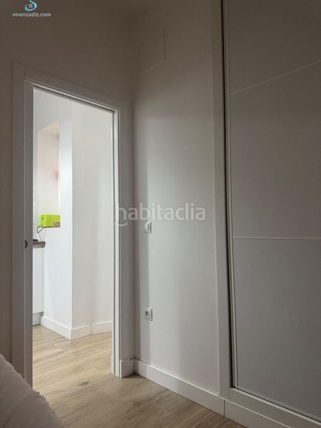 Foto 9a7d4dc9-7c9e-478e-8bda-1c249e459e51. Pis a Centro Histórico Cádiz