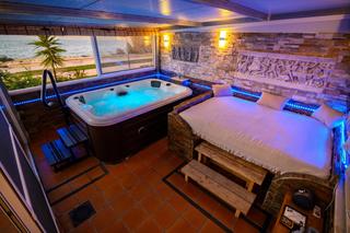 Pis a Barriada Río San Pedro. Piso con spa y jacuzzi
