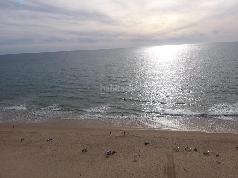 Foto 23fe4d46-f92b-4b57-8aad-015dd0746253. Rent flat in Paseo Marítimo - San José - La Laguna Cádiz