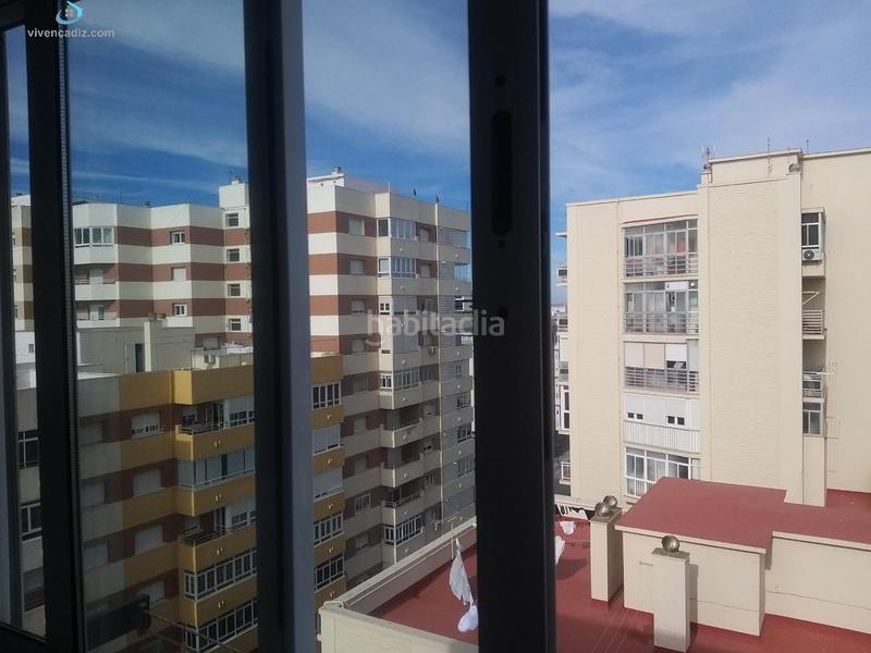 Foto ab589a97-051d-4464-8856-8f3b57ccebd4. Rent flat in Paseo Marítimo - San José - La Laguna Cádiz