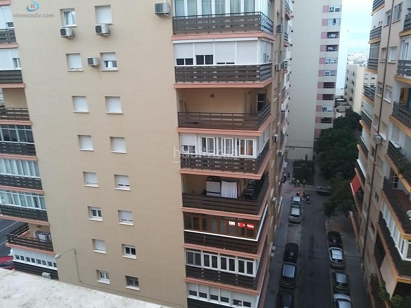 Foto dad7da16-9c91-4012-aeb0-c54495bd5df3. Pis a Paseo Marítimo - San José - La Laguna Cádiz