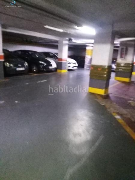 Foto bd390449-e18f-4fa5-b557-91933641637e. Aparcament cotxe a Paseo Marítimo - San José - La Laguna Cádiz