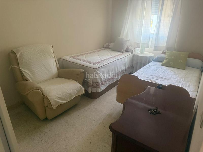 Foto 100475d3-39b5-44b5-9e93-d247b9c484b6. Flat in astilleros - la paz - loreto - el corte inglés Cádiz