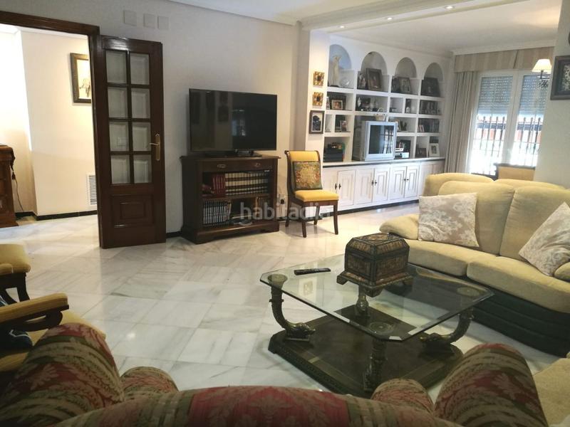 Foto 60256000-c22c-4946-a2fe-c897f410813a. Chalet con riscaldamento parcheggio piscina in El Brillante -El Naranjo - El Tablero Córdoba