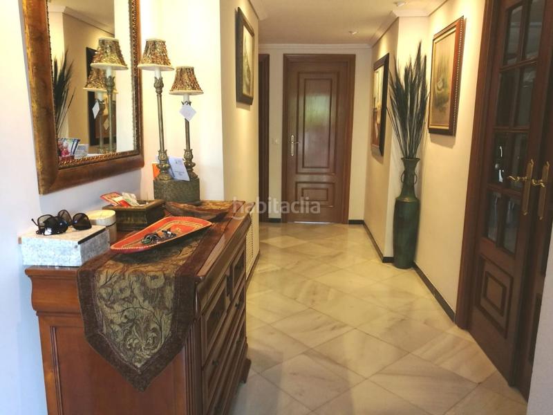 Foto a2e1de12-56e6-49bd-bd1c-208698d79c73. Chalet con riscaldamento parcheggio piscina in El Brillante -El Naranjo - El Tablero Córdoba