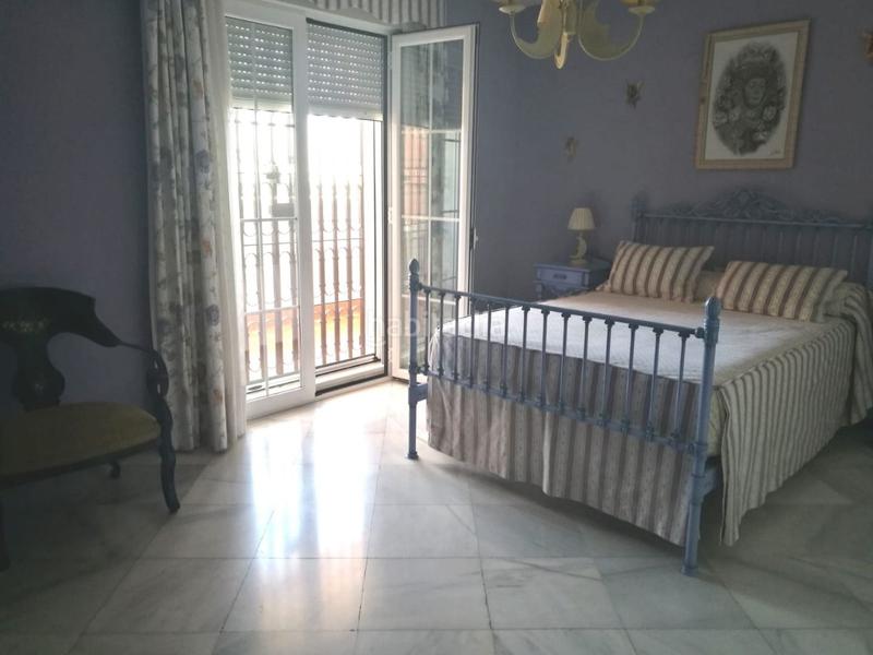 Foto c822cc18-f78e-4b95-a6fa-a24760cd9812. Chalet con riscaldamento parcheggio piscina in El Brillante -El Naranjo - El Tablero Córdoba