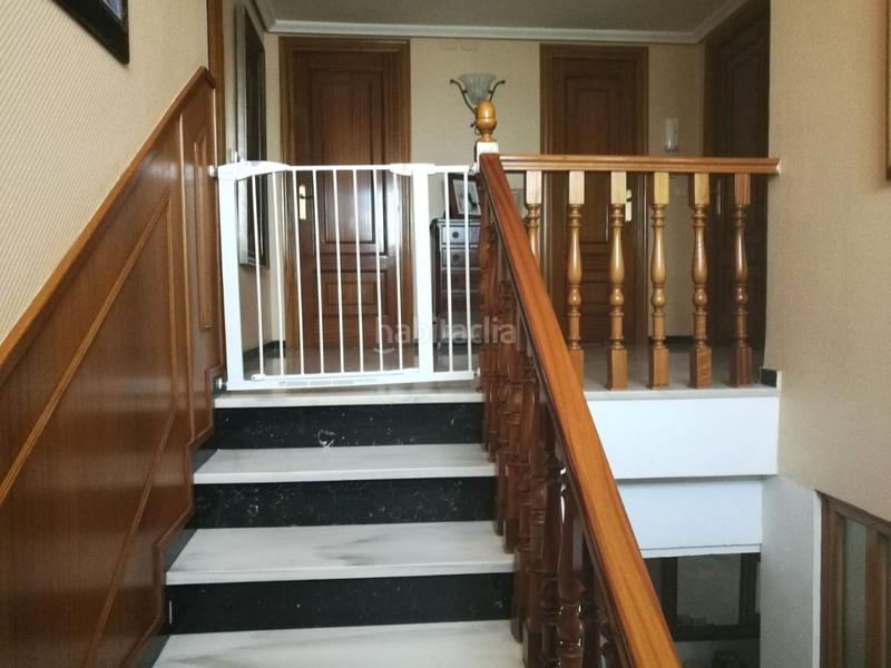 Foto cb3c820c-e094-4be3-bec8-e67d7b087695. Chalet con riscaldamento parcheggio piscina in El Brillante -El Naranjo - El Tablero Córdoba