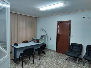 Local commercial à Sta. Marina - San Andrés - San Pablo - San Lorenzo