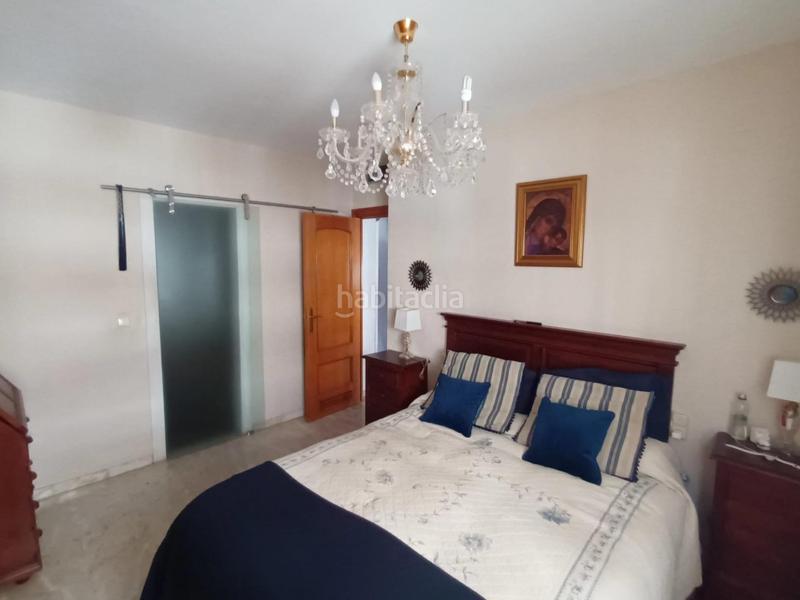 Foto 54ccf91d-8c5d-44ee-80cf-9cb32f0e3e00. Casa adossada amb aparcament a casco histórico - ribera - san basilio Córdoba