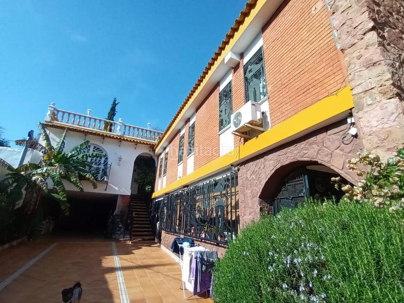 Foto b5cacdfe-8f79-47c3-9cbf-6a9d75f299e8. Chalet  en zona de sansueña en El Brillante -El Naranjo - El Tablero Córdoba