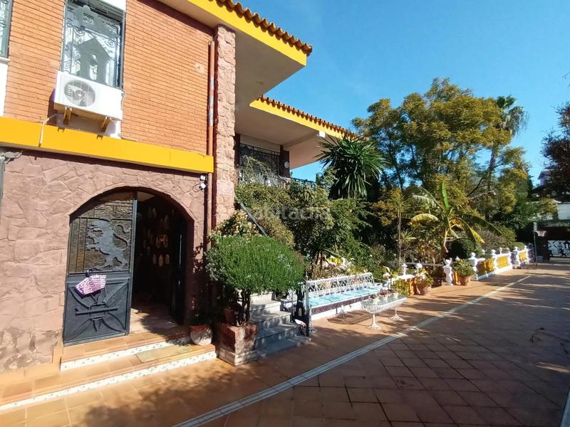 Foto f911f81e-335a-4a28-b95e-977a7cd21c8f. Chalet  en zona de sansueña en El Brillante -El Naranjo - El Tablero Córdoba