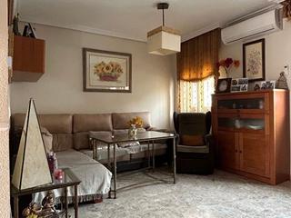 Casa adossada a Campo de la Verdad - Miraflores