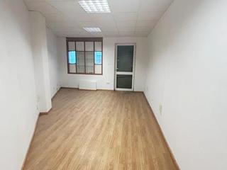 Locale commerciale in Casco Histórico  - Ribera - San Basilio