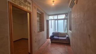 Planta baixa a Sta. Marina - San Andrés - San Pablo - San Lorenzo. Piso reformado junto a la cuesta del bailío, centro de córdoba
