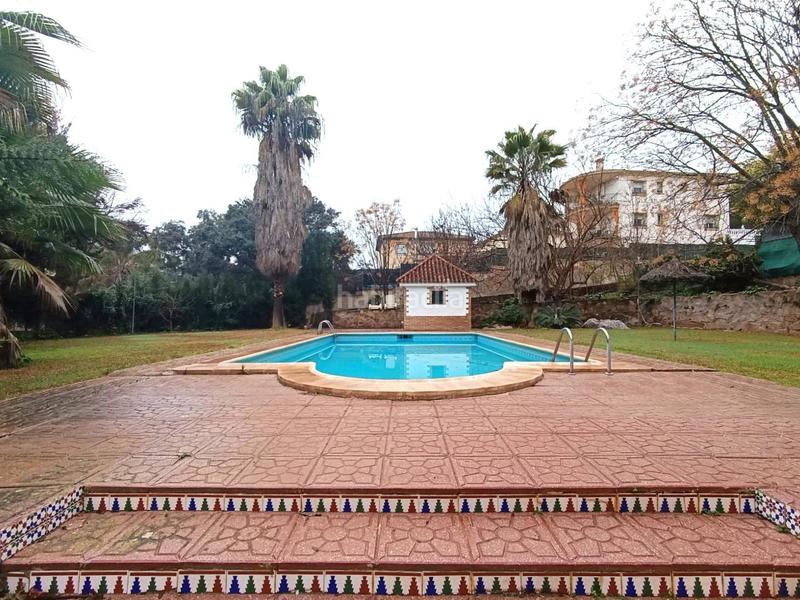 Foto 2a2e6bf0-4b8e-4900-b2fd-4a5993556a49. Chalet mit heizung parking pool in Paraíso Arenal - La Colina Córdoba