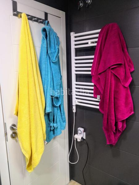 Foto c9826665-bc63-49ac-8c0a-3737bb3066d5. Appartamento con riscaldamento parcheggio piscina in Córdoba