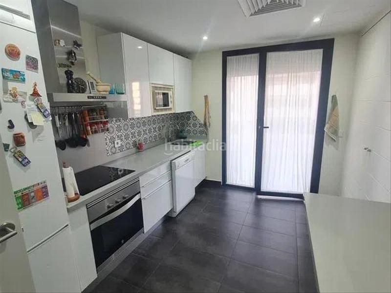 Foto 36400b9b-888c-4638-b666-50a801d3f088. Flat with heating parking pool in Poniente-Norte - Miralbaida - Parque Azahara Córdoba