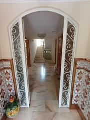 Maison jumelée à Huerta de la Reina - Trassierra. Casa adosada en colonia de la paz