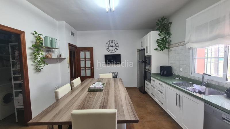 Foto aeedcaa6-c87f-4820-83fa-66c2b396f496. Chalet mit parking in El Higuerón Córdoba