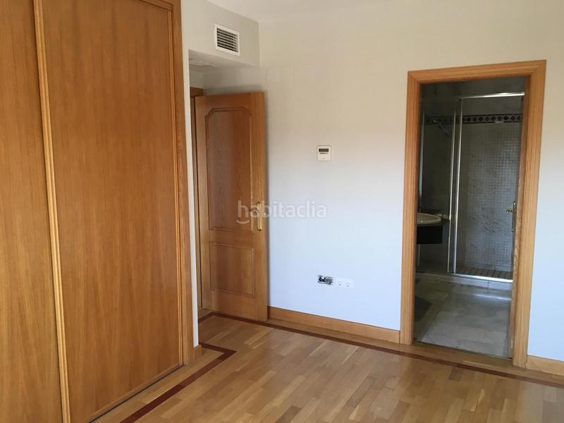 Foto 1e70ce63-525e-4242-9256-1240a8311262. Maison jumelée avec parking piscine dans El Brillante -El Naranjo - El Tablero Córdoba