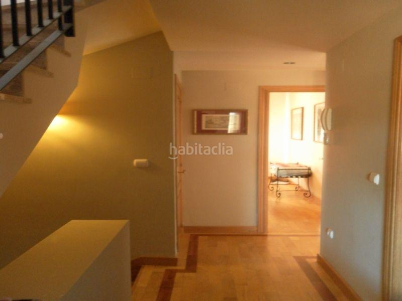 Foto 93b7c7f9-b965-44ea-8acc-46f9db1db594. Maison jumelée avec parking piscine dans El Brillante -El Naranjo - El Tablero Córdoba