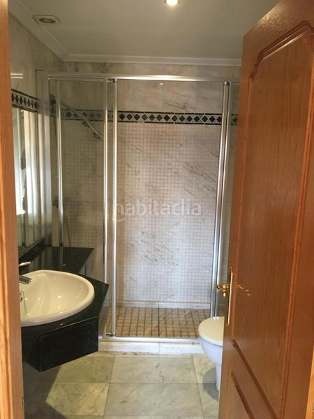 Foto b552bdf9-1e3f-4cf9-a0a9-bfab57e6b294. Maison jumelée avec parking piscine dans El Brillante -El Naranjo - El Tablero Córdoba