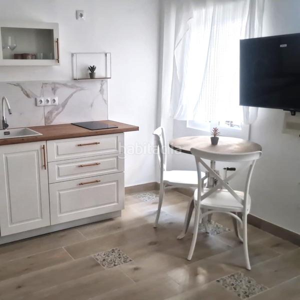 Foto f93f822f-e643-44b8-95fe-bdff36141824. Apartamento  en venta en san basilio, casco histórico en Córdoba