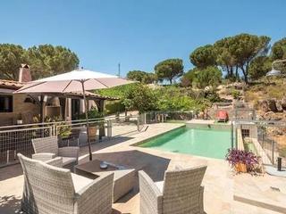 Chalet à Las Jaras. Chalet exclusivo con vistas al lago en las jaras córdoba