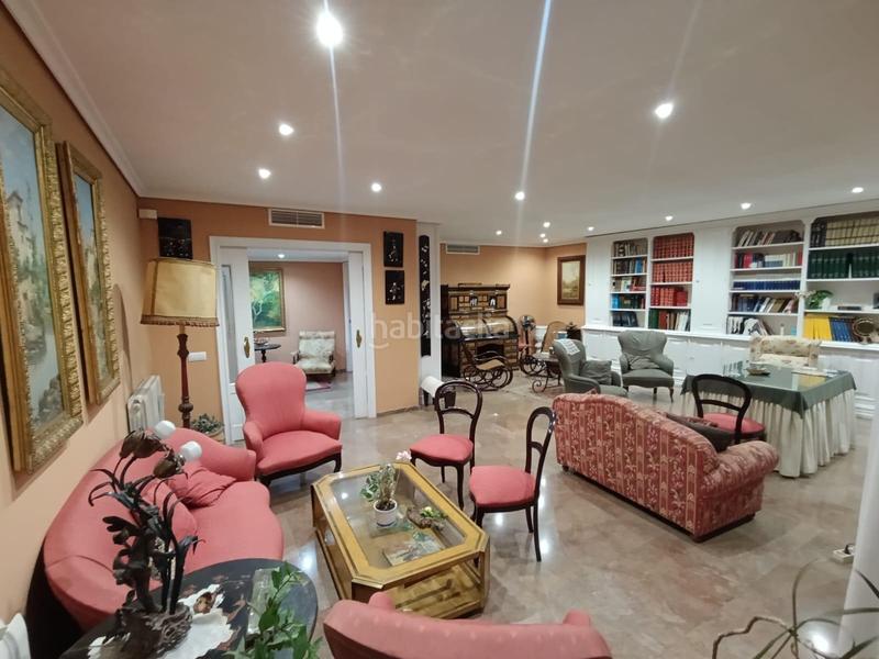 Foto 05d4edeb-2ed8-4cd2-8519-3cfe94c7e12d. Appartamento con parcheggio in Centro Córdoba