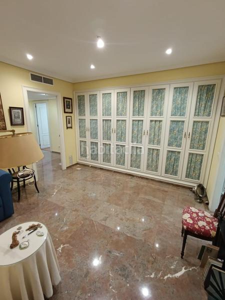 Foto 26d0cfa5-24d9-4c41-a8e6-1910a27decde. Appartamento con parcheggio in Centro Córdoba