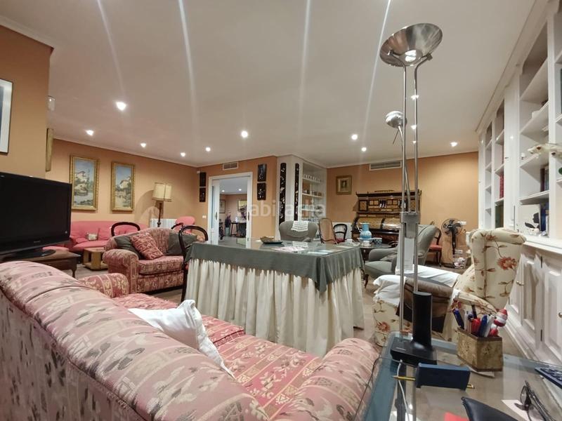 Foto 370877ba-daea-4758-9bc8-240bf0410376. Appartamento con parcheggio in Centro Córdoba