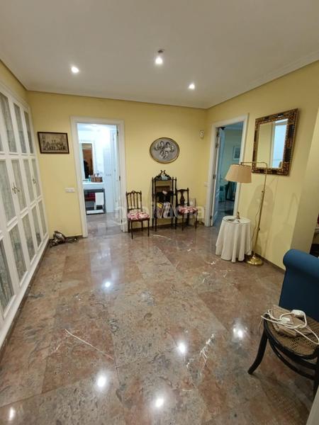 Foto ddc7ffe1-9441-4660-8559-5f9093ed97b7. Appartamento con parcheggio in Centro Córdoba