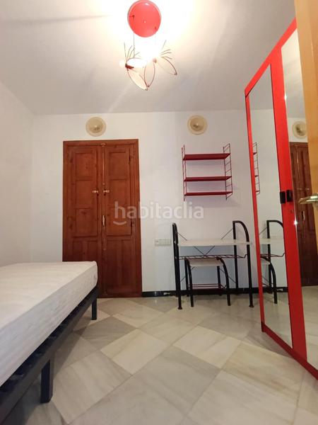 Foto e5b5c940-e46b-49ca-a98a-b09965bfe0ac. Affitto casa a schiera con parcheggio in casco histórico - ribera - san basilio Córdoba