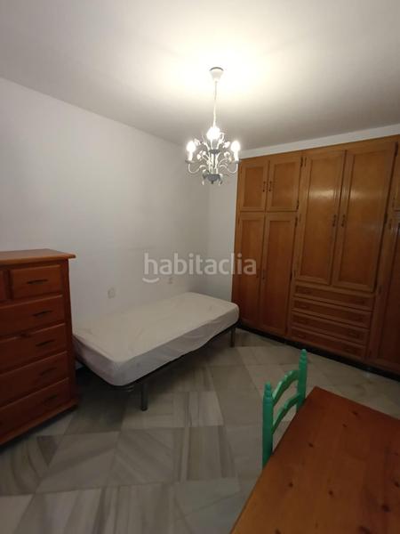 Foto 9dc00dfe-db35-414c-8667-7b3391ab6d36. Lloguer casa adossada amb aparcament a casco histórico - ribera - san basilio Córdoba