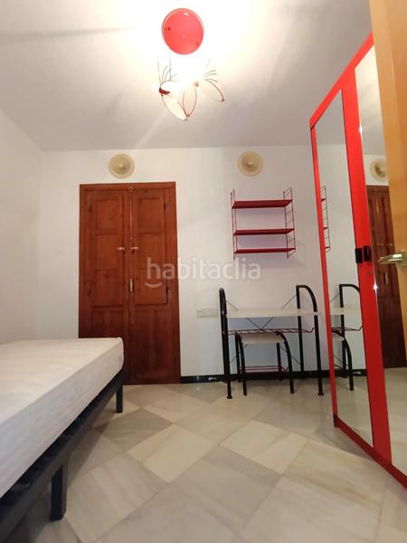 Foto c4de0dc7-f84f-4c92-94a0-cca6f0d8213d. Lloguer casa adossada amb aparcament a casco histórico - ribera - san basilio Córdoba