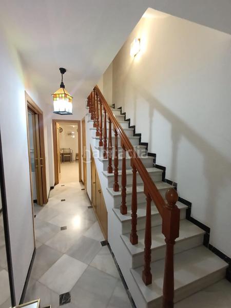 Foto 1b2940d1-ff4c-4040-9bda-b02332a9d2ca. Rent semi detached house with parking in casco histórico - ribera - san basilio Córdoba