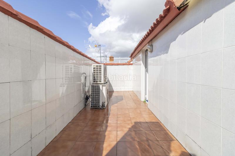 Foto 0cf5873f-9e06-4963-99e1-ee8430d47873. Casa adossada amb calefacció aparcament piscina a Sevilla