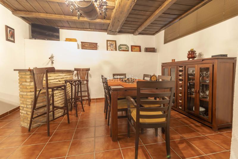 Foto 4e600c90-2a4d-45fd-88f8-ad9166dd3322. Casa adossada amb calefacció aparcament piscina a Sevilla