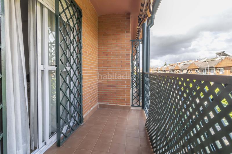 Foto 702e8a72-0904-4585-93c7-1b2bdd751486. Casa adossada amb calefacció aparcament piscina a Sevilla