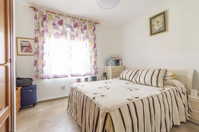 Foto 8a48ec55-7c69-428b-b7b7-15e83f5f3396. Casa adossada amb calefacció aparcament piscina a Sevilla