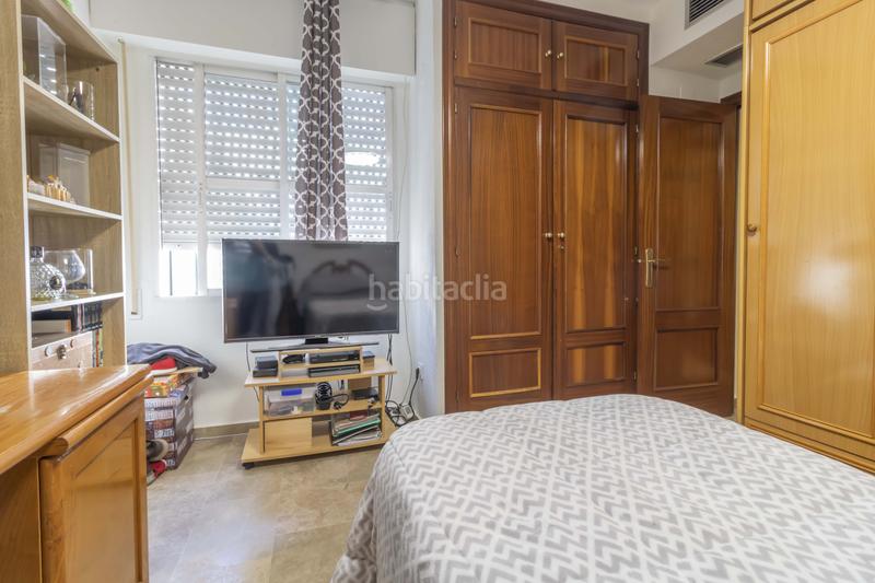 Foto dc3429c6-5a01-4325-a6bf-f0e6d40d47a0. Casa adossada amb calefacció aparcament piscina a Sevilla