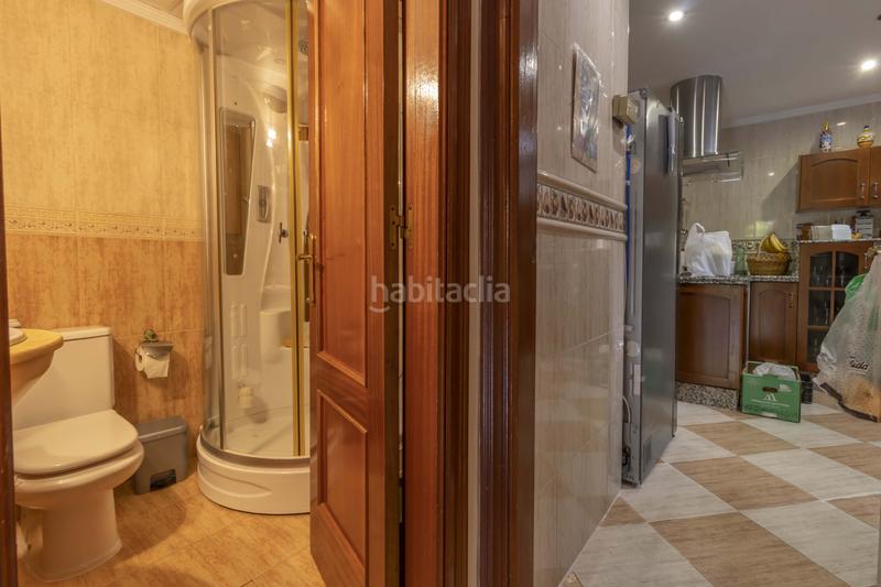 Foto f0908dcb-9743-429c-90b9-75a1a015aa47. Casa adossada amb calefacció aparcament piscina a Sevilla