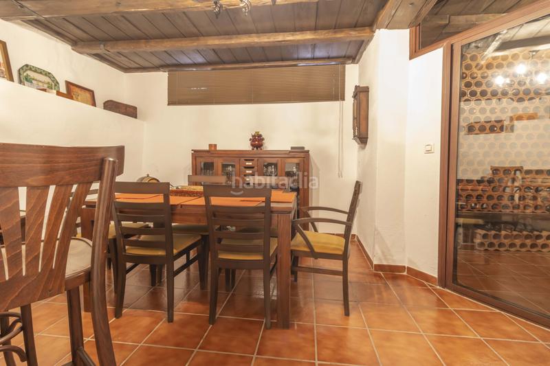 Foto f6023650-a3b8-44b9-a24b-67c0e712c9d8. Casa adossada amb calefacció aparcament piscina a Sevilla