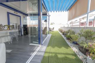 Pis a Sanlúcar la Mayor. Ático con gran terraza a la venta en sanlúcar la mayor