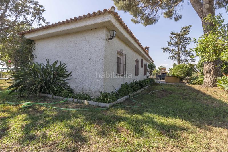Foto dedf4620-16da-447b-ac24-cb62a8c8904c. Casa  independiente con piscina y garaje en terreno rústico a la venta en el baldío, la algaba en Algaba (La)