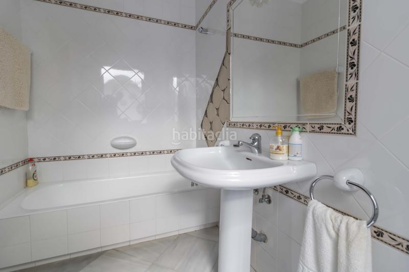 Foto 0c79e055-874a-43c6-914a-ab4ec5b56441. Reihenhaus mit parking in Viso del Alcor (El)